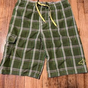 Men’s Green and yellow bathing suit with net , great condition